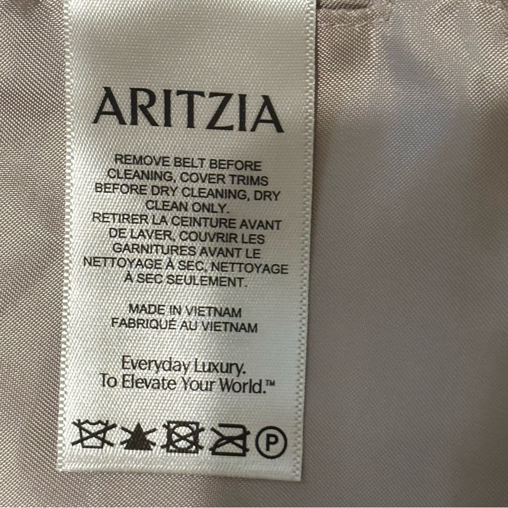NWT Aritzia The Esquire Cropped Trench Coat - City Twill Marcona Beige Size XS - Picture 13 of 16